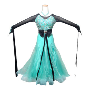 ドレス　020　スペアミント/黒　Mサイズ