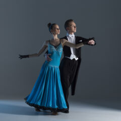 社交ダンスは日焼けが必要？肌の色を黒くする理由とやり方を解説