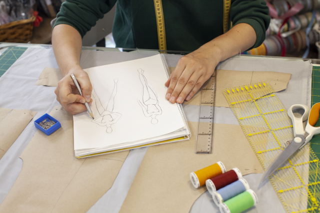 アトリエでの作業風景